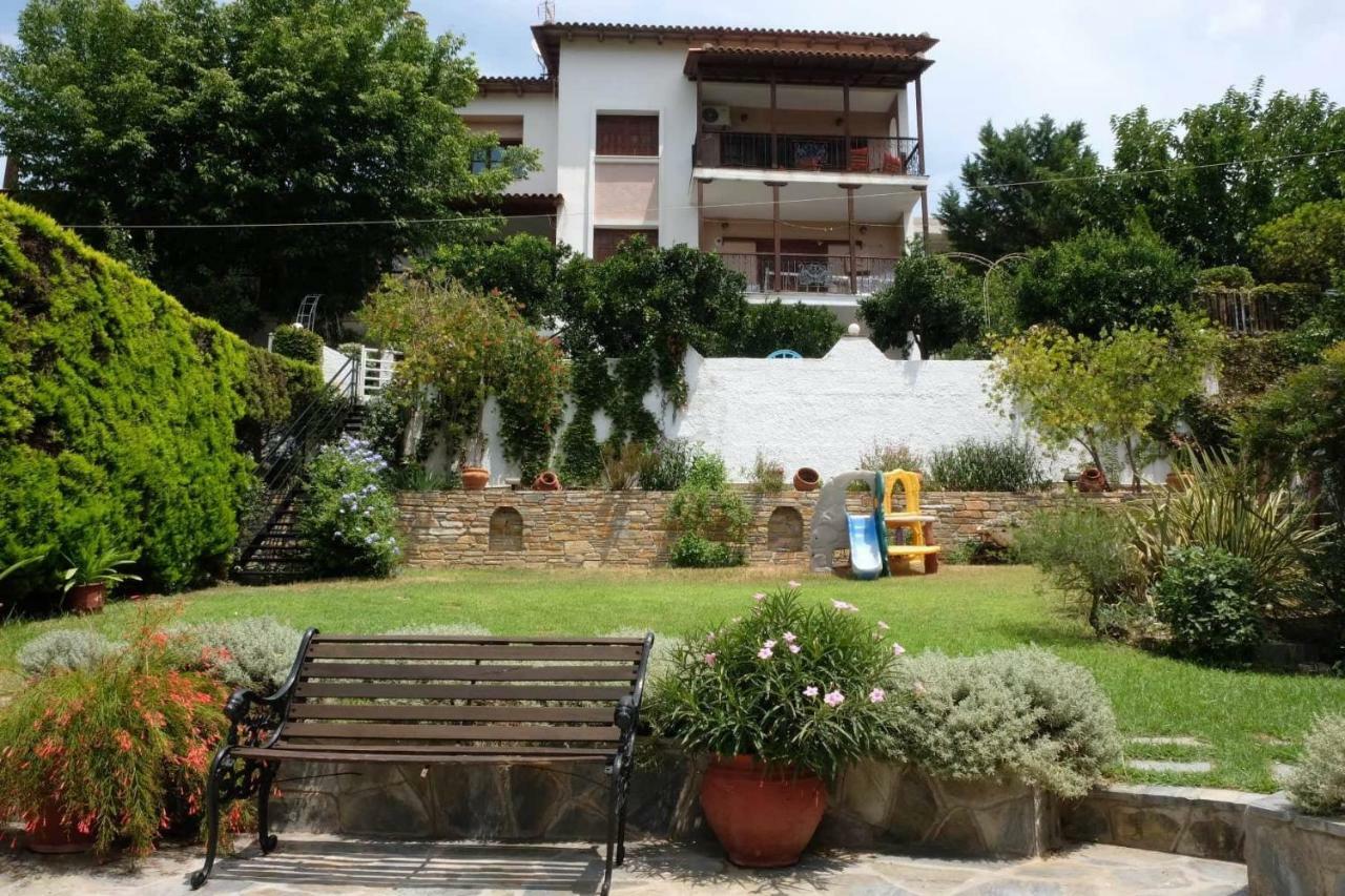 Villa Sofia Marathos  エクステリア 写真